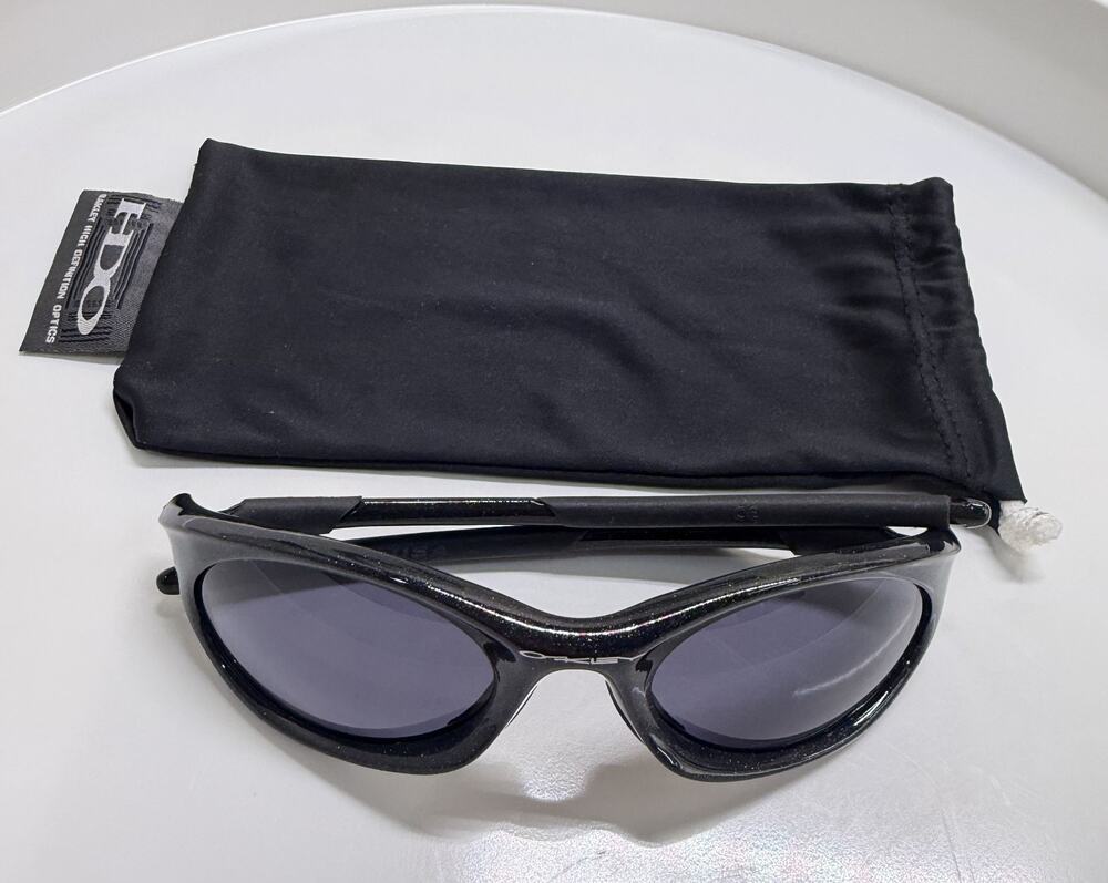 Vintage Oakley Eye Jacket 3.0 Metallic Black Frame w Gray Lens Gun metal Icons